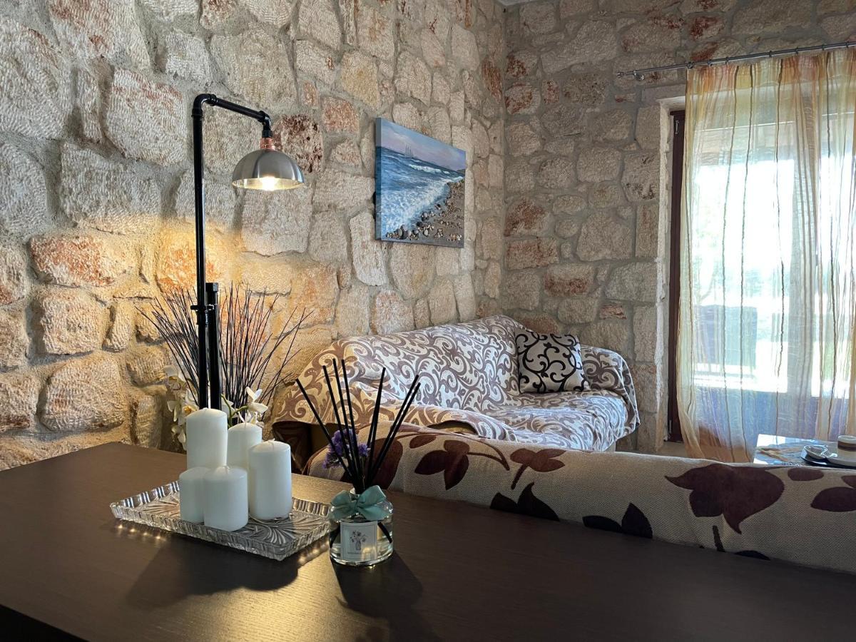 Villa Jordan'S Stone House Siviri Esterno foto