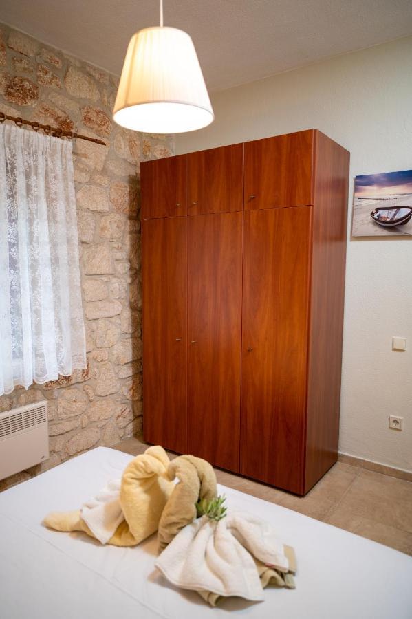 Villa Jordan'S Stone House Siviri Esterno foto