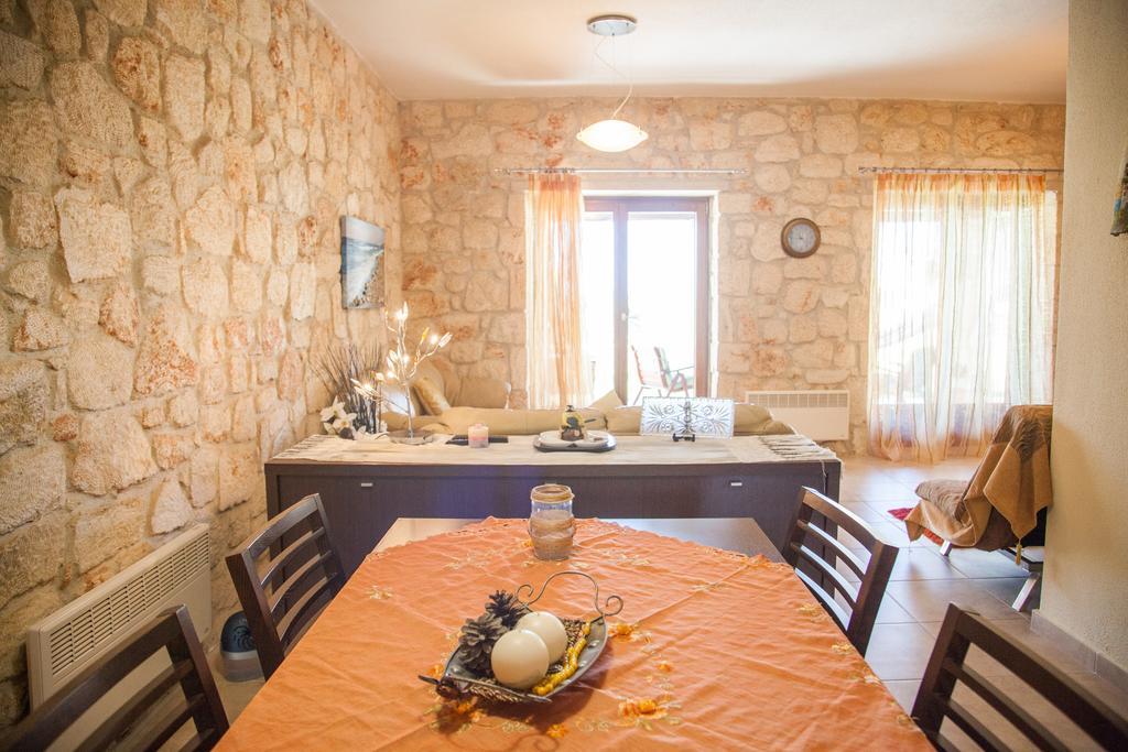 Villa Jordan'S Stone House Siviri Esterno foto
